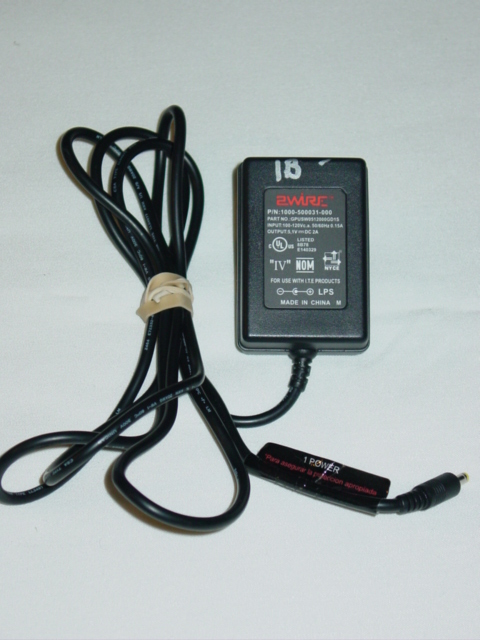 NEW 2Wire GPUSW0512000GD1S AC Adapter 1000-500031-000 5.1V 2A